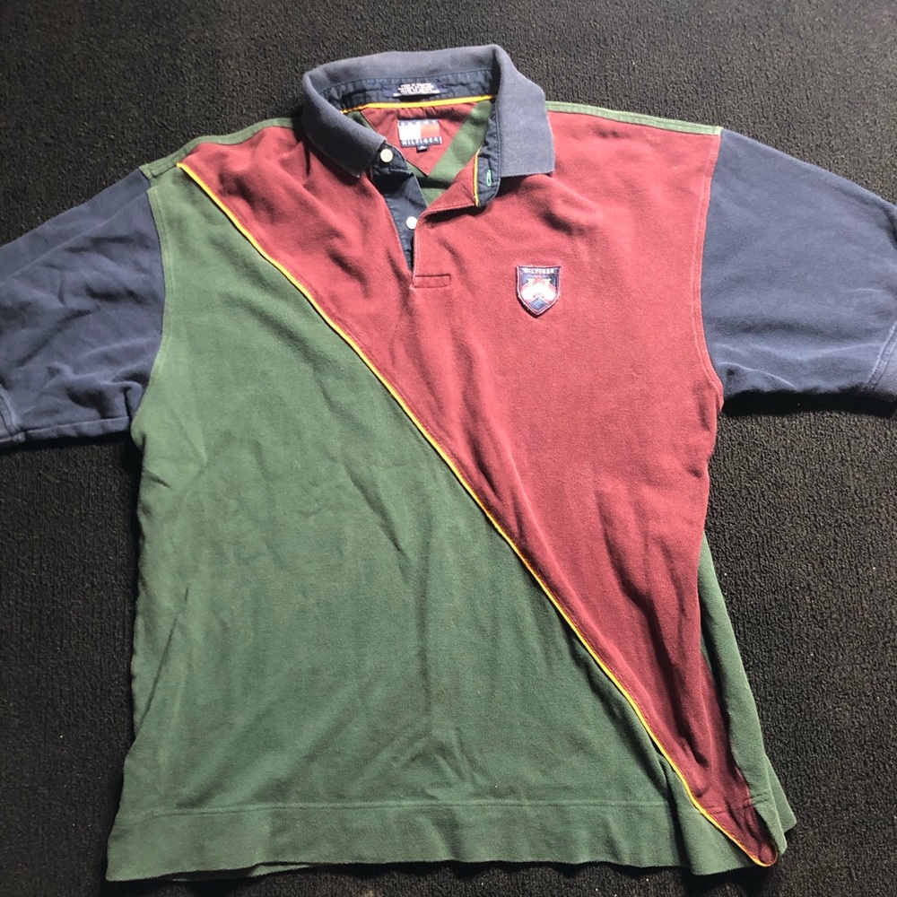 Vintage Tommy Hilfiger T-shirts